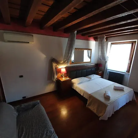 Mi Casa Es Tambien Tu Casa Vips Casa de hóspedes Verona