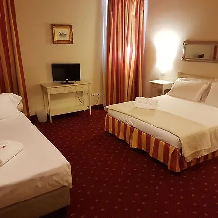 Mi Casa Es Tambien Tu Casa Vips فيرونا