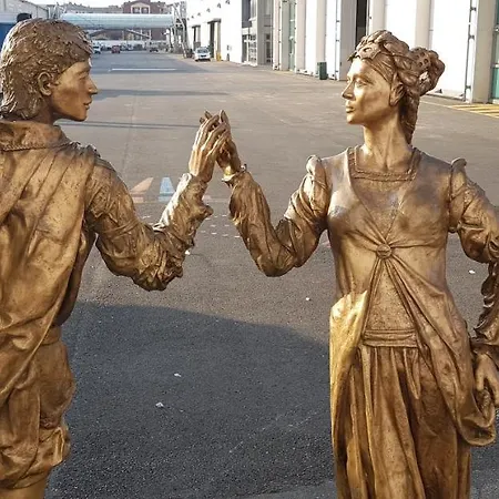 Mi Casa Es Tambien Tu Casa Vips * Verona