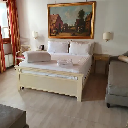 Mi Casa Es Tambien Tu Casa Vips ורונה