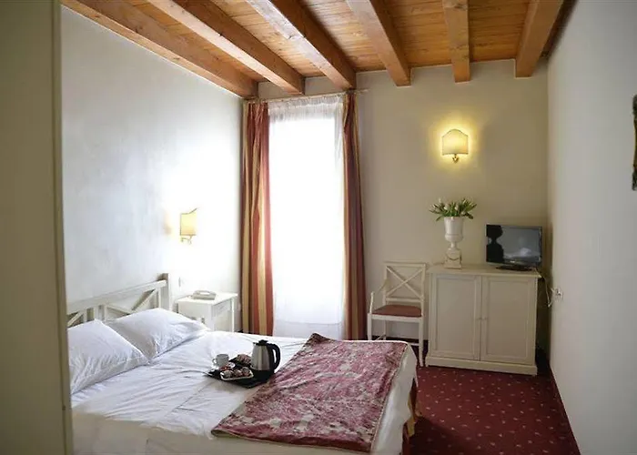 Mi Casa Es Tambien Tu Casa Vips * ורונה