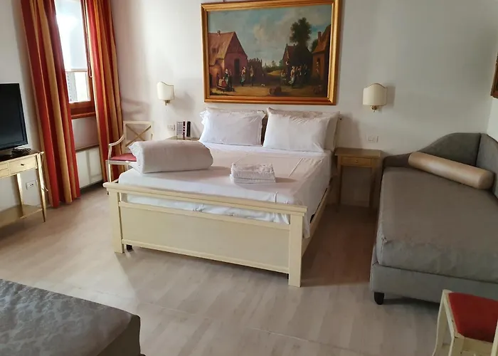 Mi Casa Es Tambien Tu Casa Vips ורונה